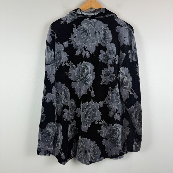 Newport News Velvet Shirt Women L Black Gray Floral Button Front Whimsigoth Dark - Picture 2 of 7
